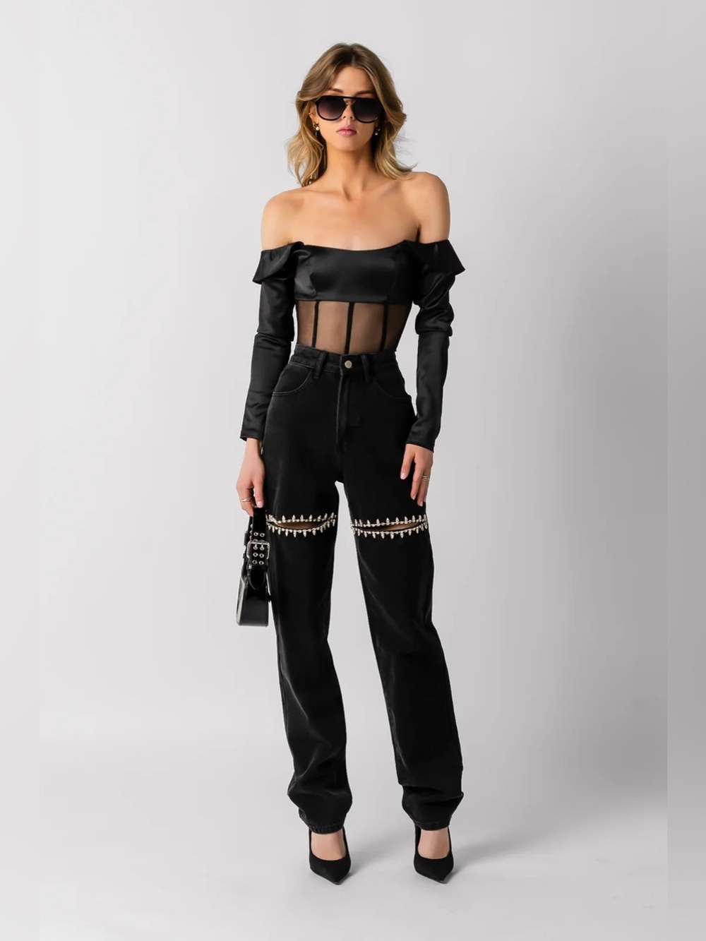 NWT Beyond Egreis Beyond Boundaries Embellished Slit Ashley Jeans in Black.